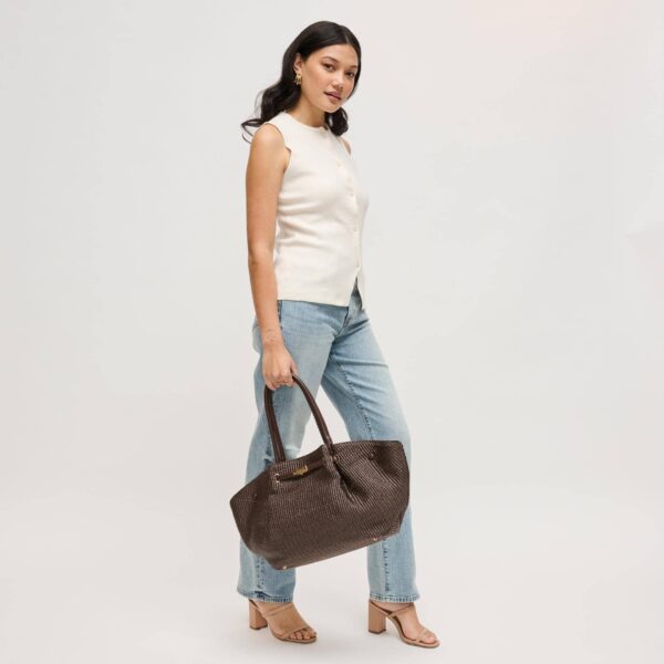 146d79d74f2809736d18b32e8022295f93071759de26f080674327a243a5eb99.jpg Kaia - Straw Tote