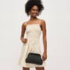 5a702812719c17f5d628ea09722ea269db5ffd00bb4f5c51e1dc24368642b807.jpg Annie Clutch